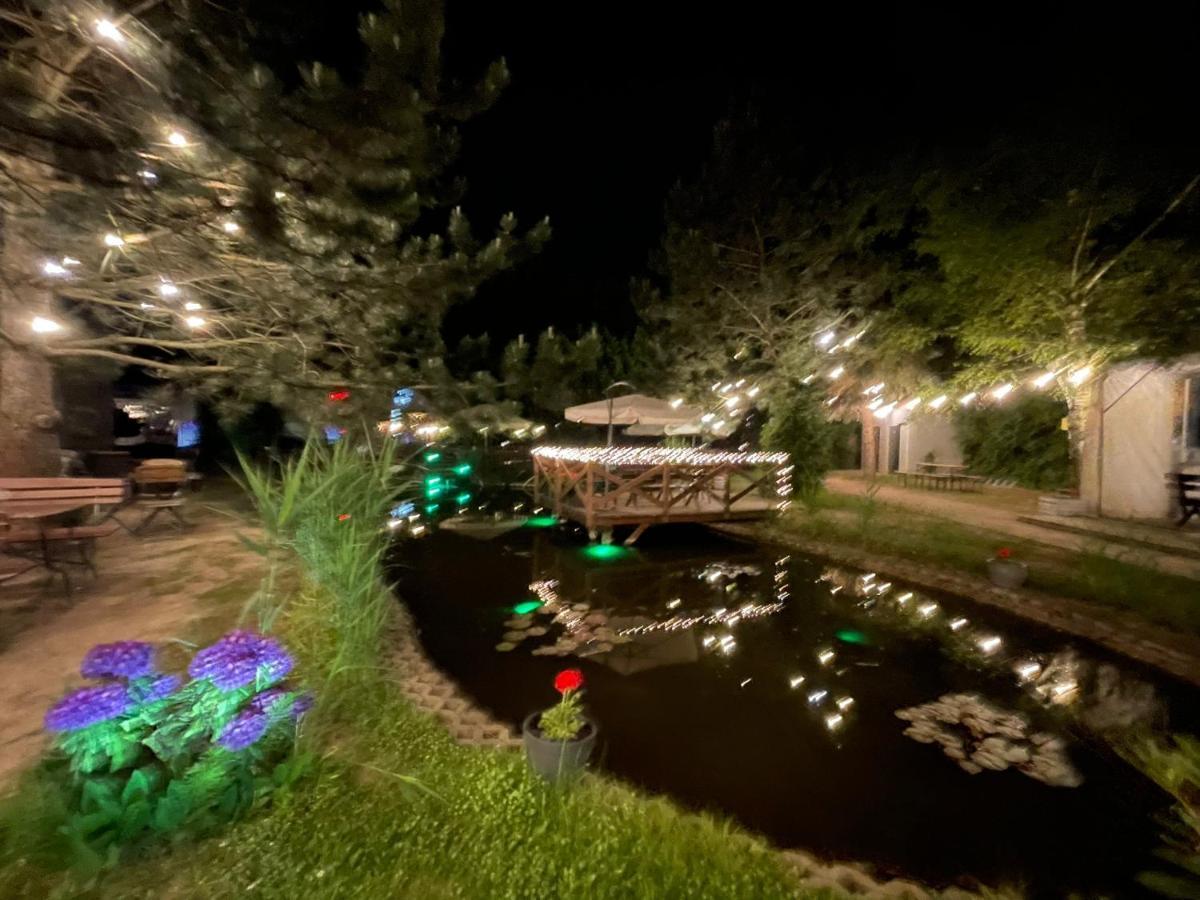 Hotel Garden Olesnica  Bagian luar foto